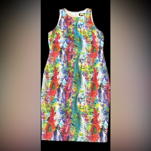 Alexia Admor | Multicolor Sleeveless Dress with leaf print - Picture 11 of 11